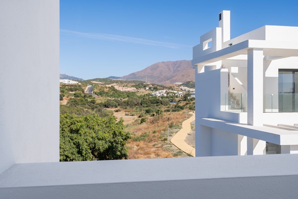 Medium property photo - Calle Josefina Samper 32, 29693 Estepona